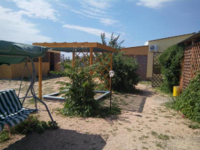 Azaliya Guest House